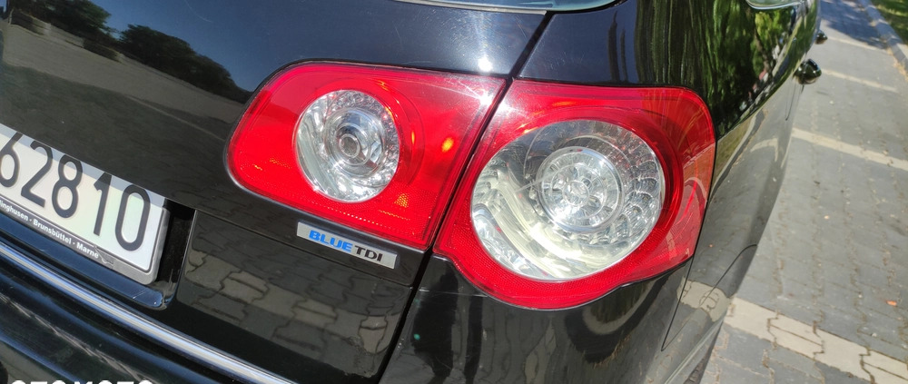 Volkswagen Passat cena 19800 przebieg: 292554, rok produkcji 2009 z Sompolno małe 562